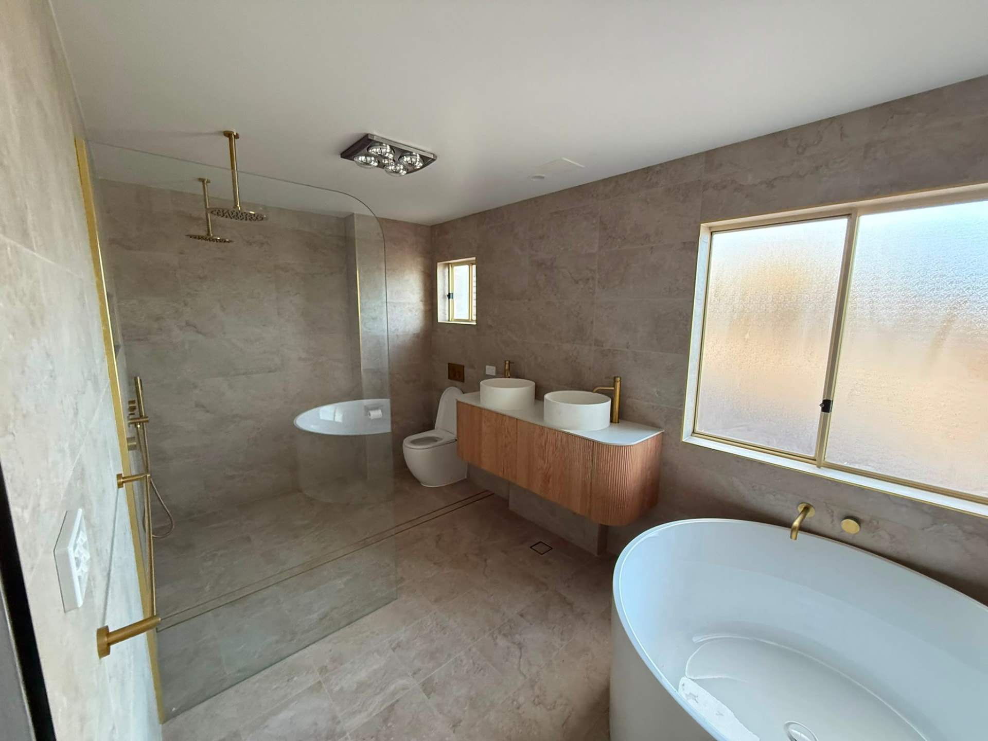 Main Bathroom